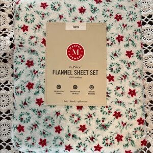 Martha Stewart Red and Green Floral Flannel Sheet Set